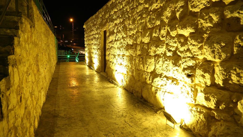 Vu'Z Hotel Byblos Exterior foto